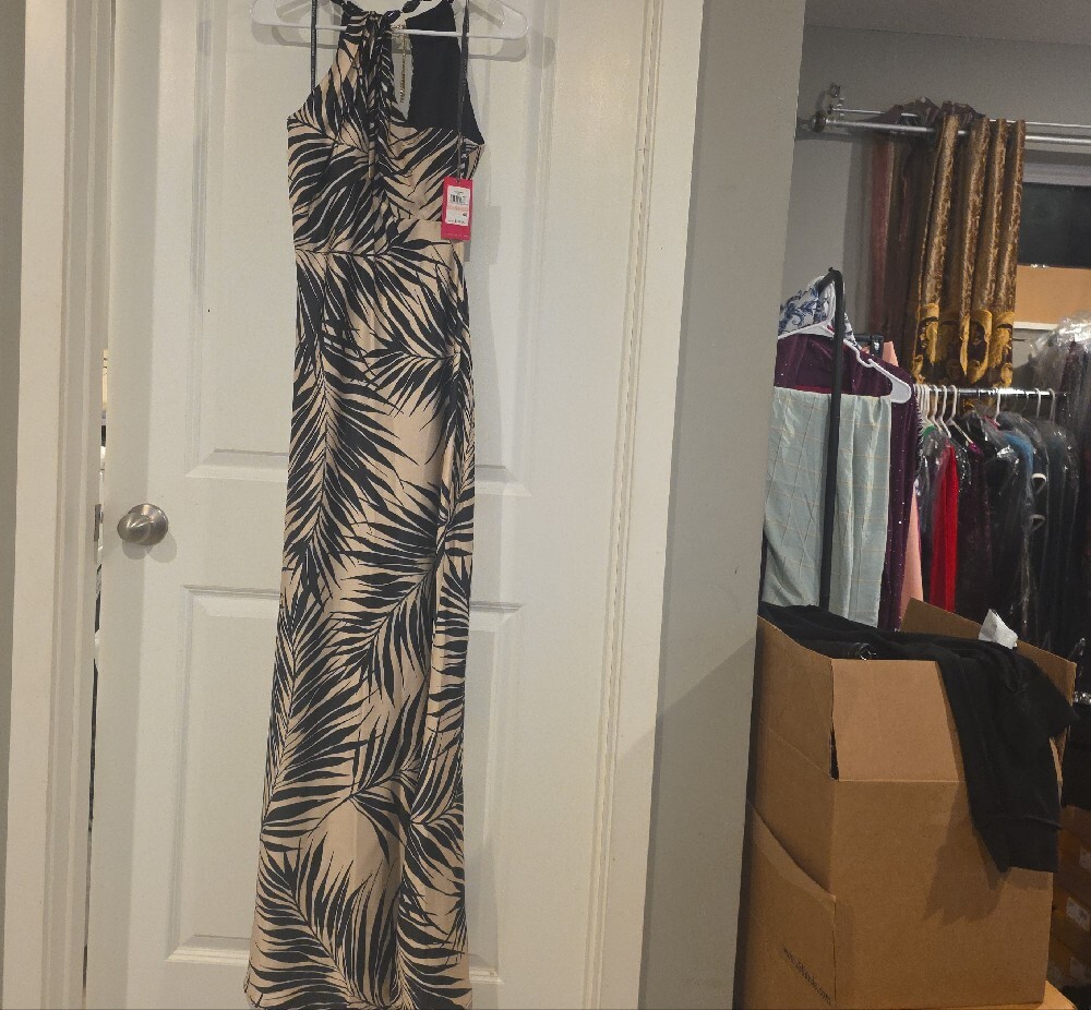 Vince Camuto Beige and Black Palm-Print Halter Maxi Dress - Picture 11 of 16